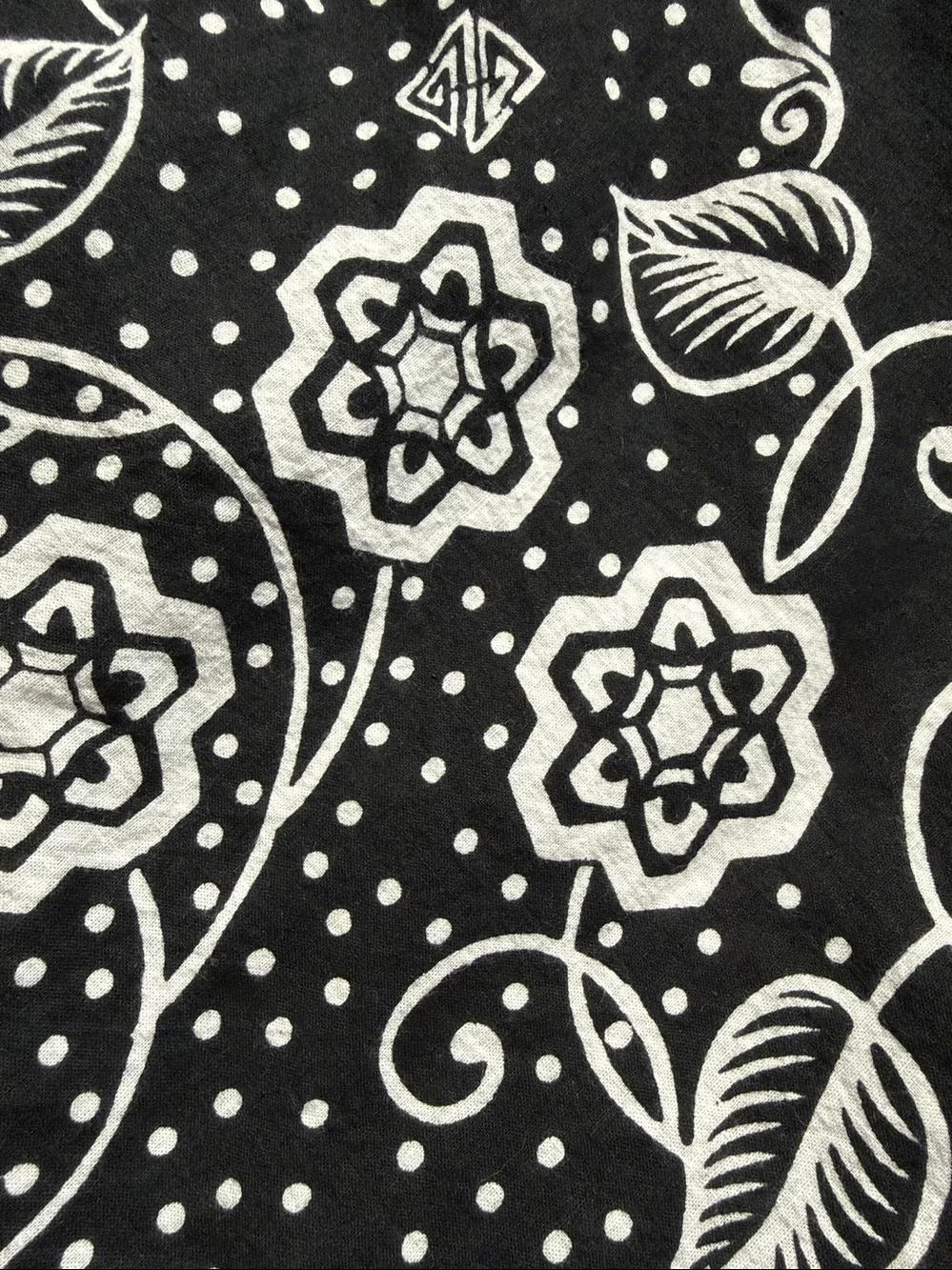 Jackpot Print Midi Elastic Waist Batik Skirt Size: OSFM Length: 26”